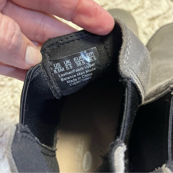 Dr. Scholls Everything Chelsea Suede Ankle Boots Women’s Size 8.5 - Picture 6 of 7